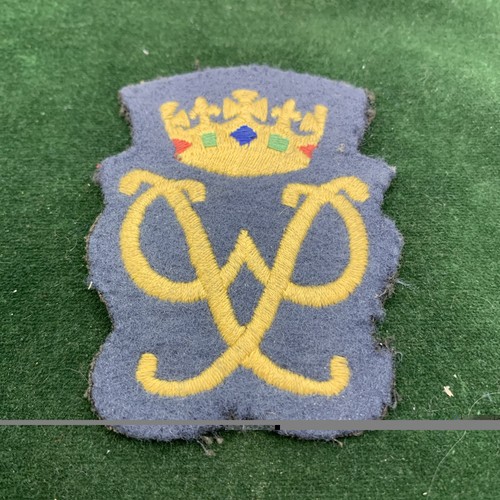 Duke edinburgh gold award - gold,